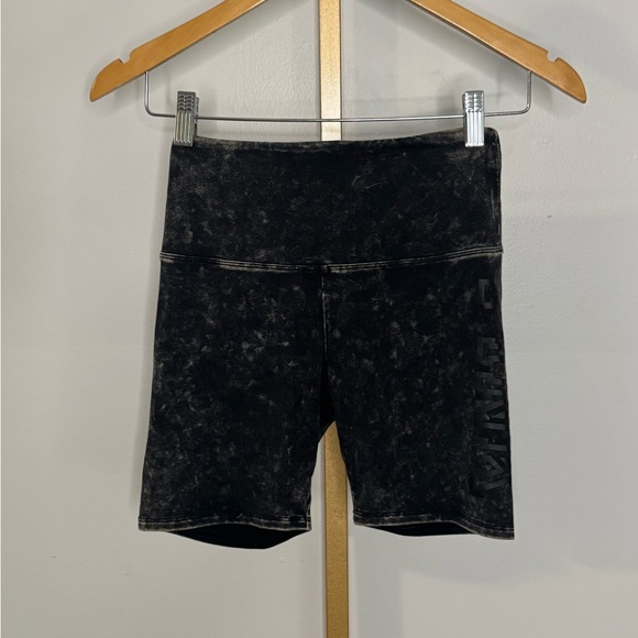 PINK Victoria's Secret Dark Gray Acid Wash Bike Shorts - Picture 1 of 6